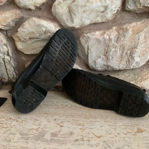 Dr Martens cranford  - Picture 8 of 9